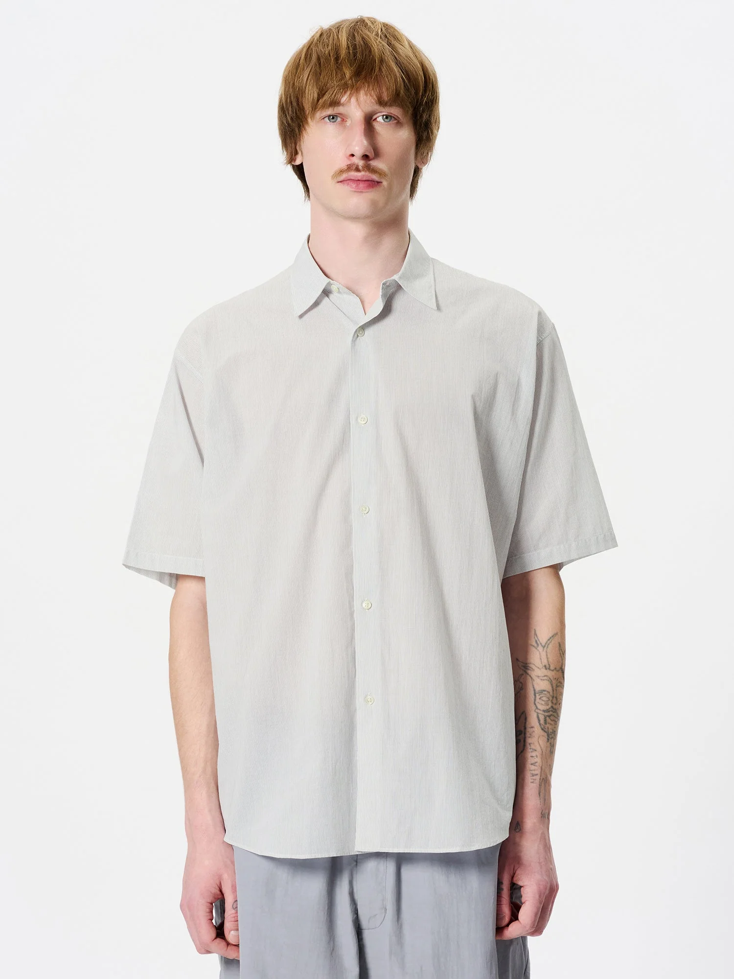 Fine Cotton Seersucker Striped S/S Shirt
