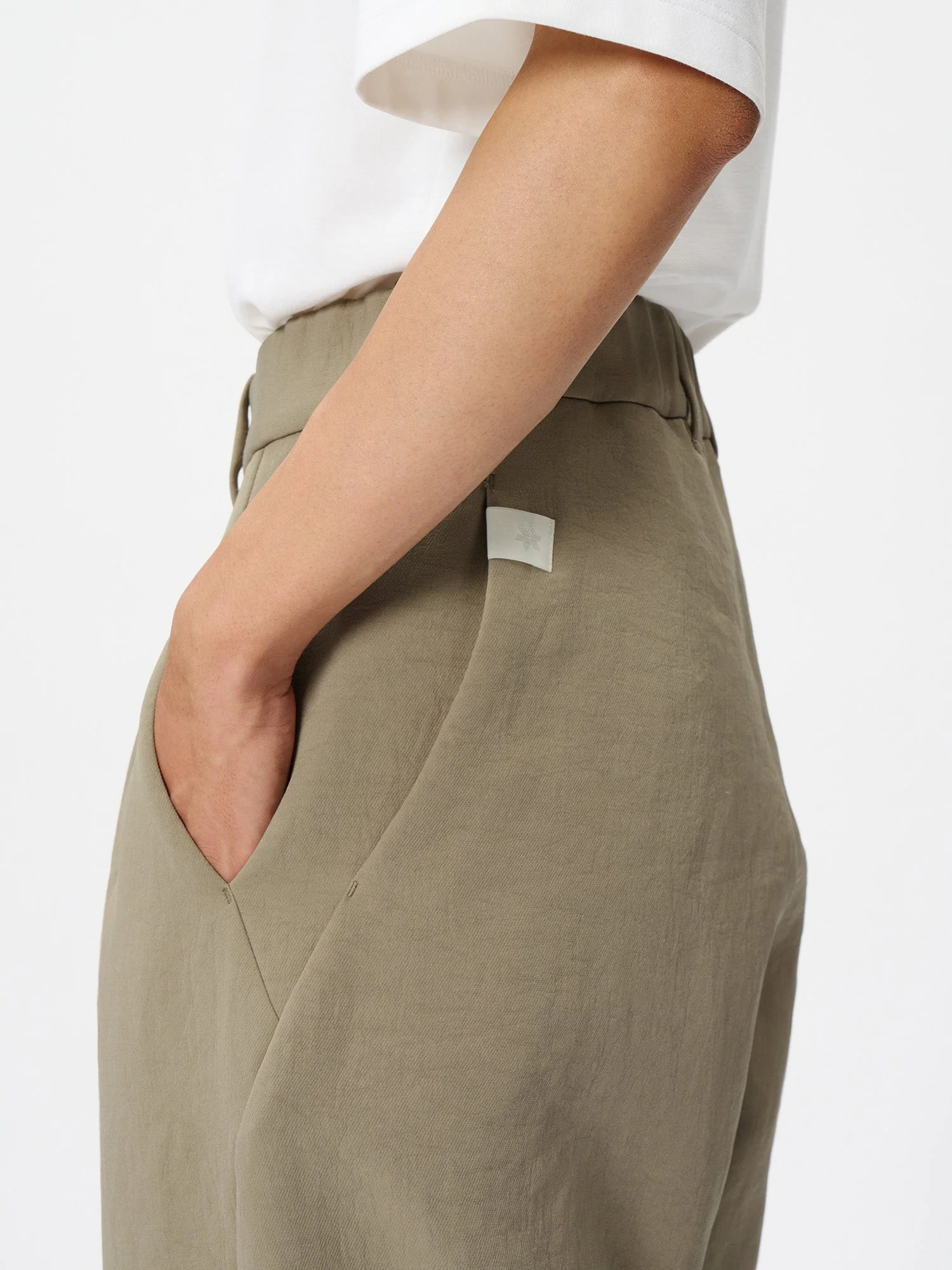 Float Weave Hedera Pants - Image 11