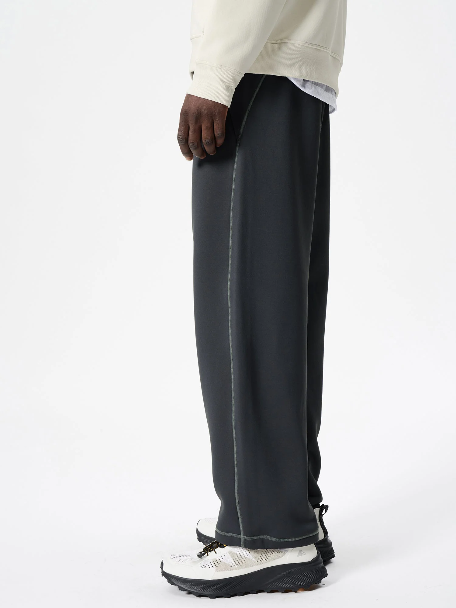 Gramia WF Straight Pants - Image 9