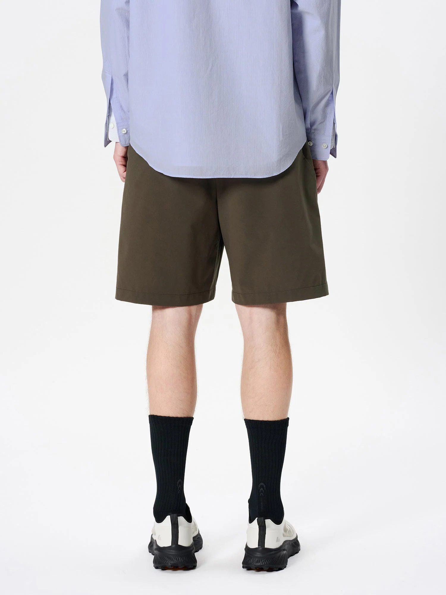 One Tuck Light Stretch Shorts - Image 6