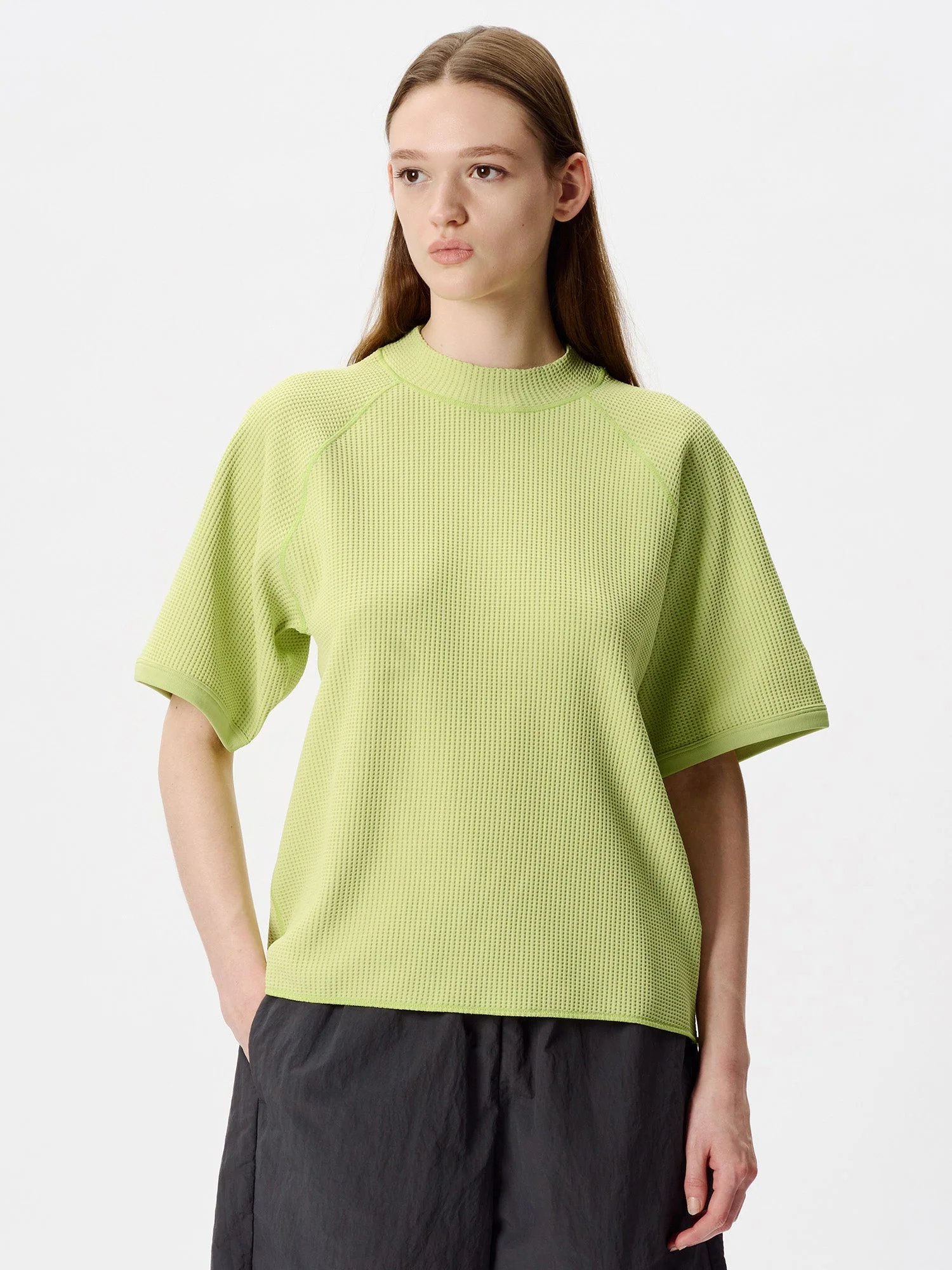 WF Light Mock Neck T-shirt