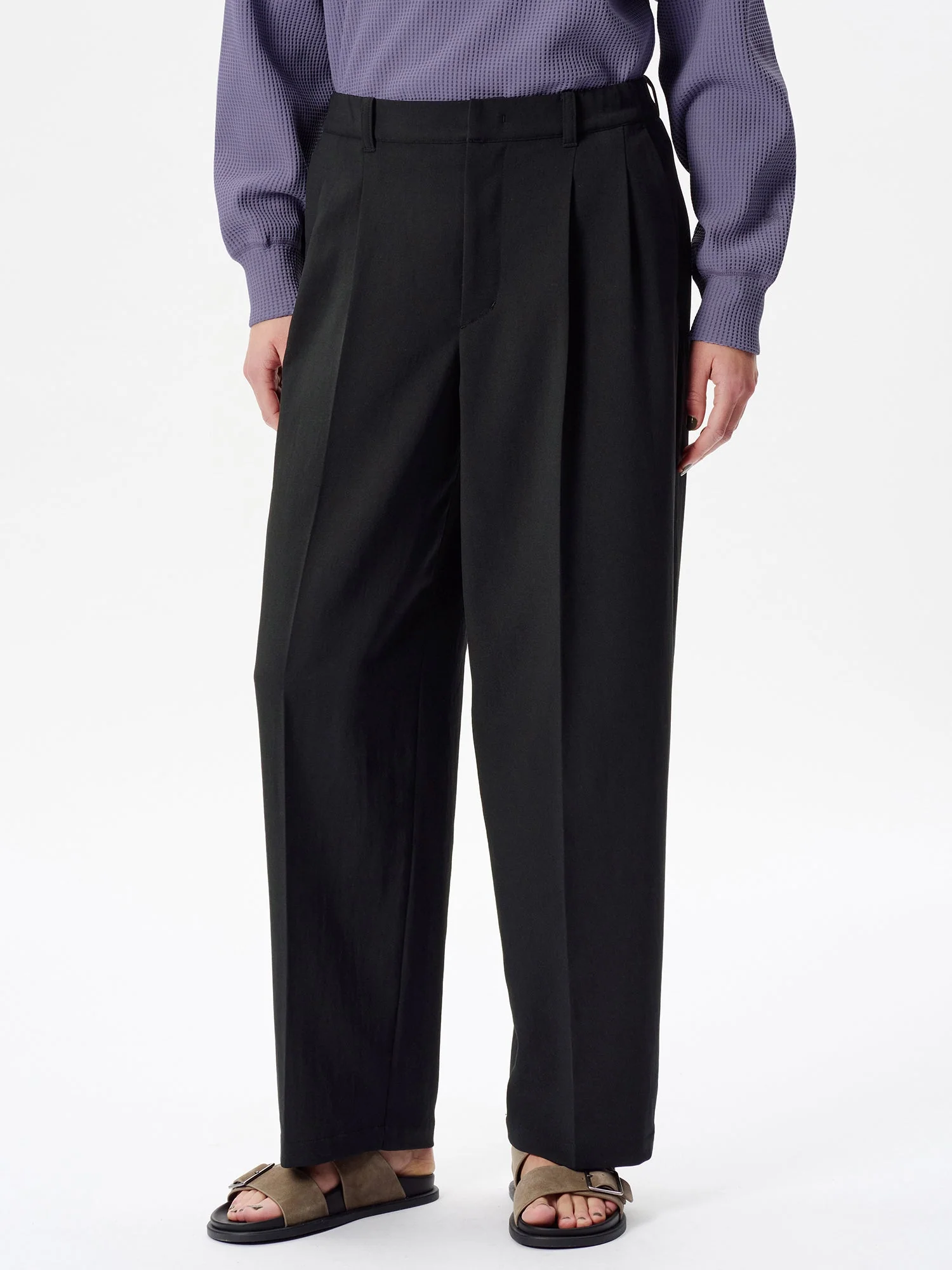 2-tuck Straight Pants