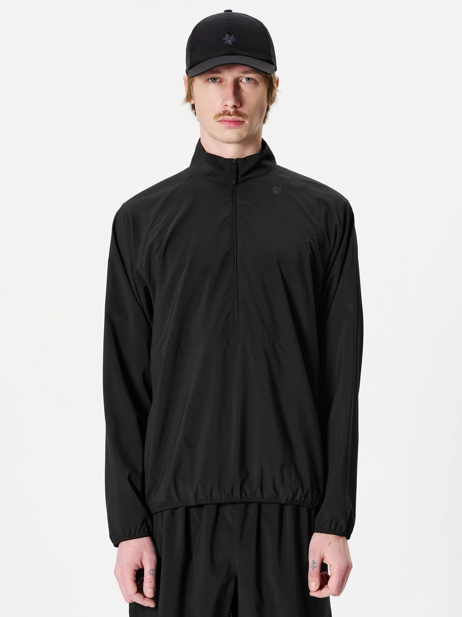 Floating Wind Shell Half Zip Pullover