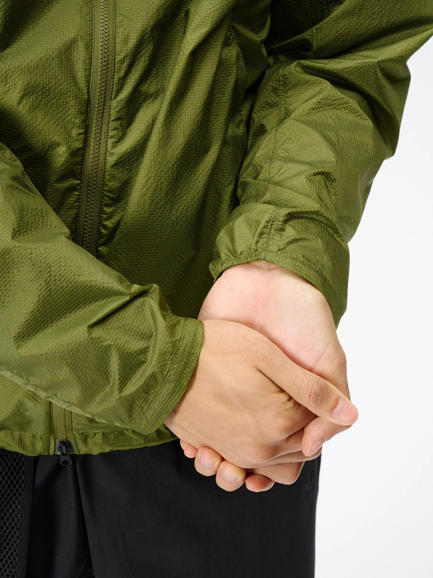 Airly Shell Packable Wind Jacket - Image 14