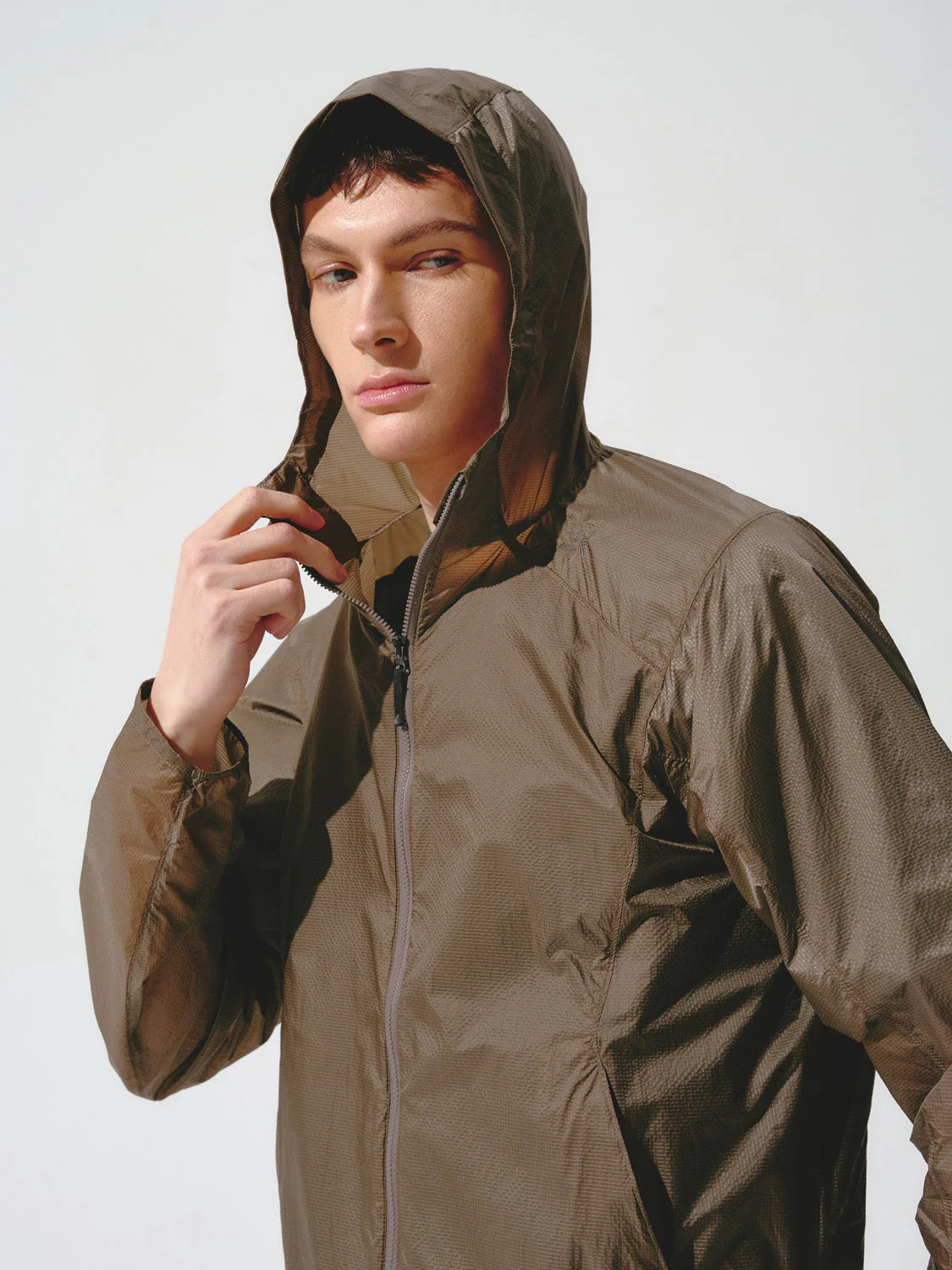 Airly Shell Packable Wind Jacket - Image 21