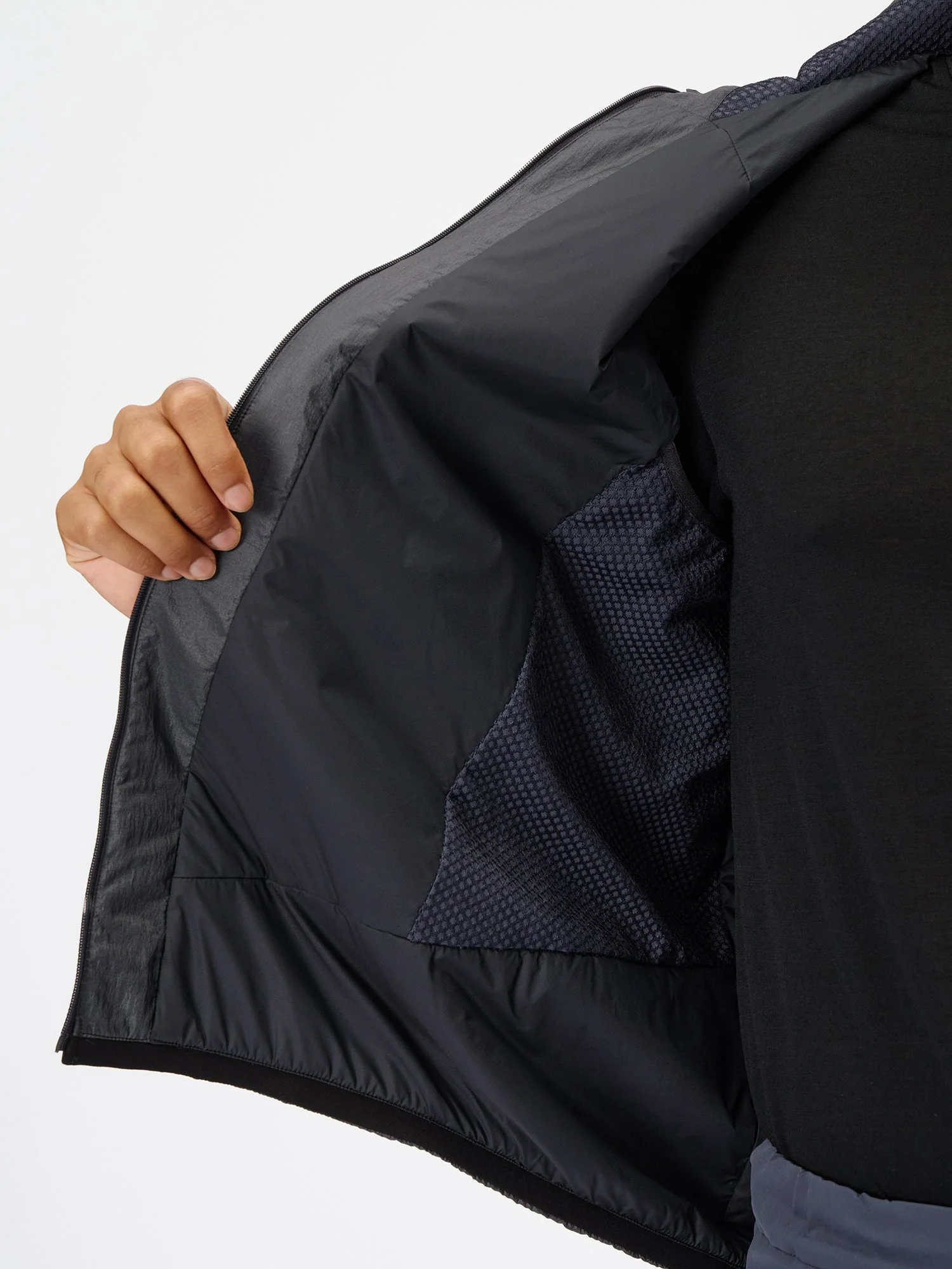 Light Warmer Kochi Vest - Image 13