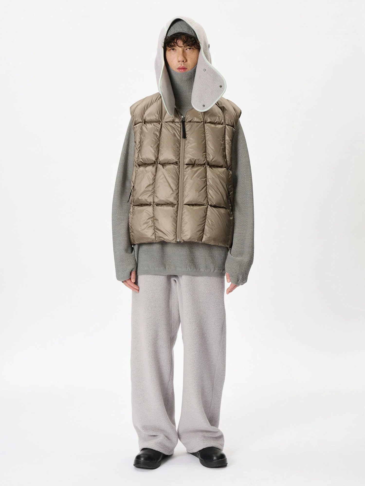 Goldwin 0 Three-Dimensional Down Light Vest - Image 4