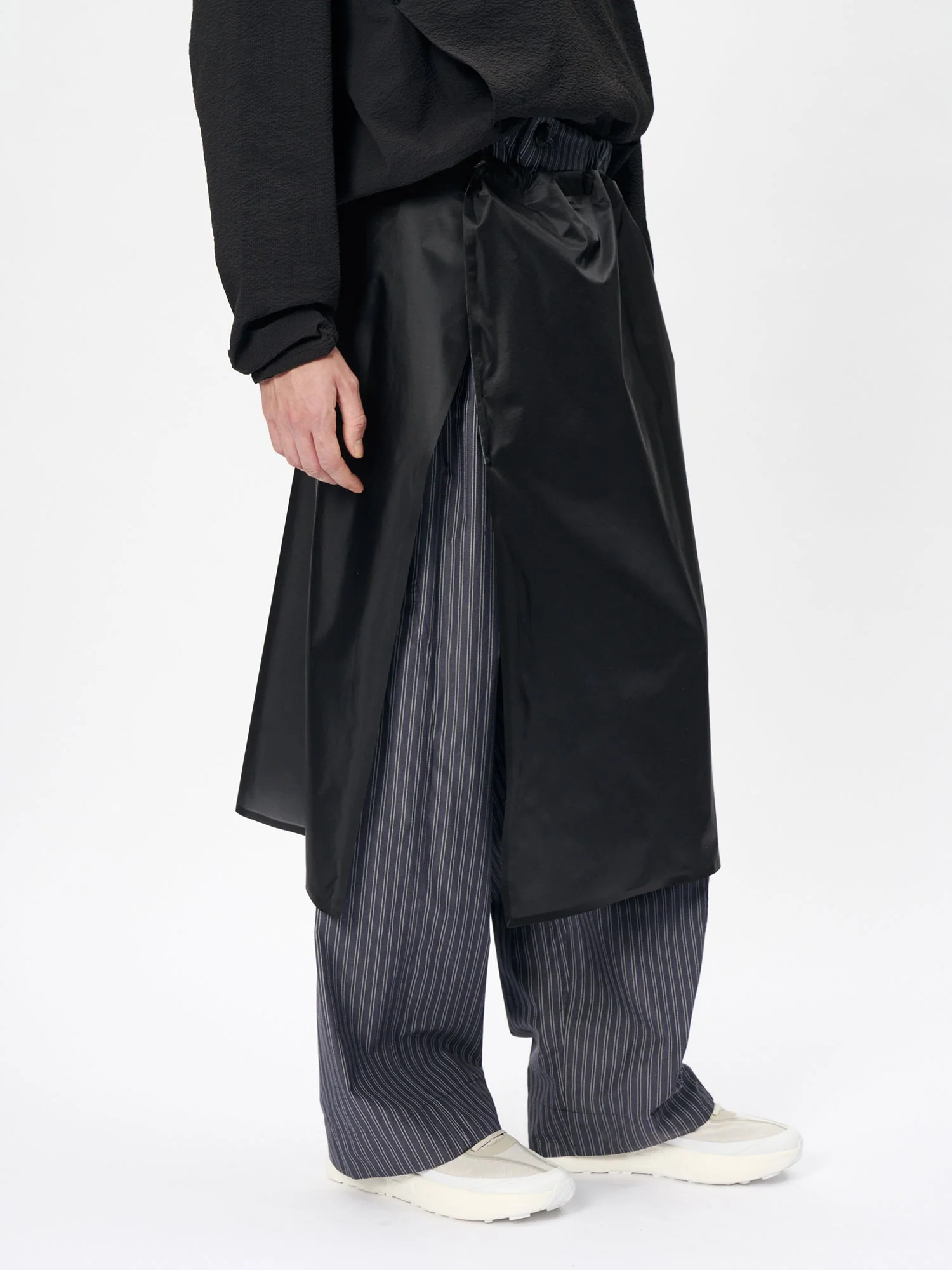 Goldwin 0 3L Rain Wrap - Image 9