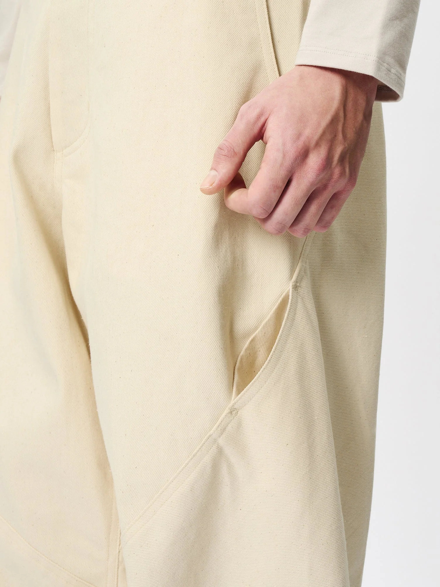 Goldwin 0 Helicoid Jeans - Image 11