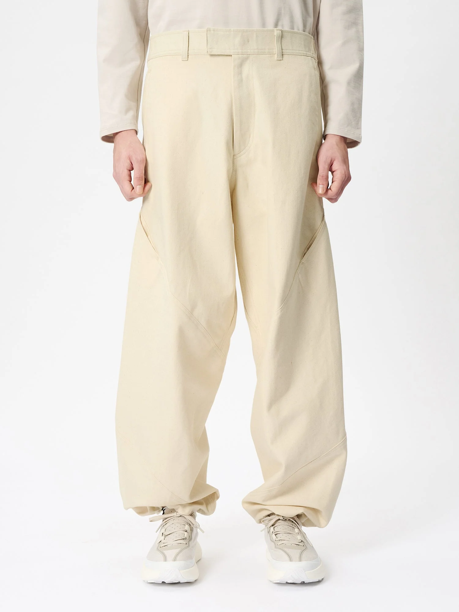 Goldwin 0 Helicoid Jeans - Image 9